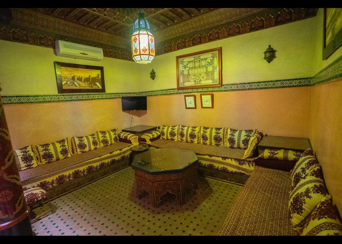 Holiday home Riad Clara With Jacuzzi Marrakesh